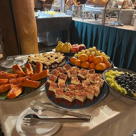 Park Ambrozia Hotel 3*