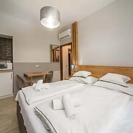 Otel Park Ambrozia 3*