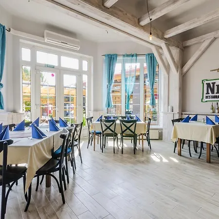 Hotel Park Ambrozia 3*